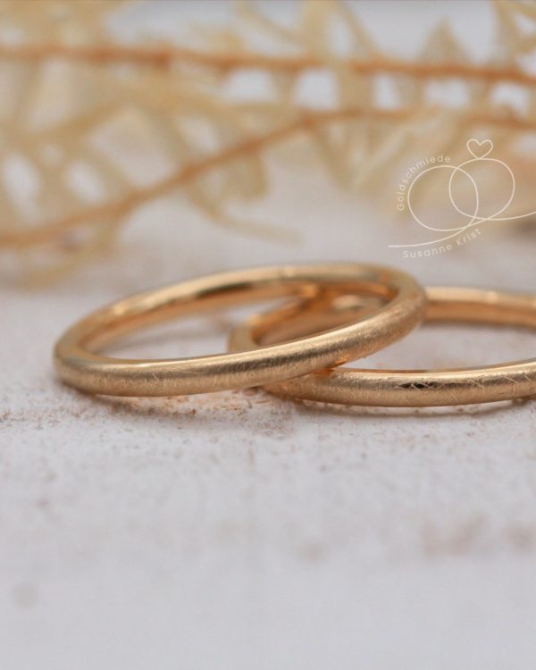 Dünne Ringe Rosegold eismatt namens Zarties