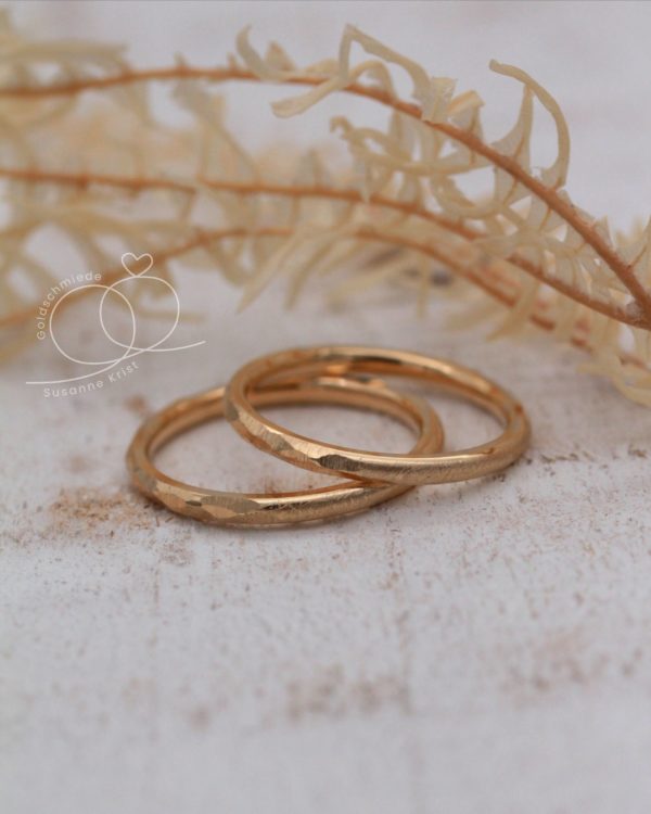 Dünne Ringe Rosegold Zarties geschmiedet