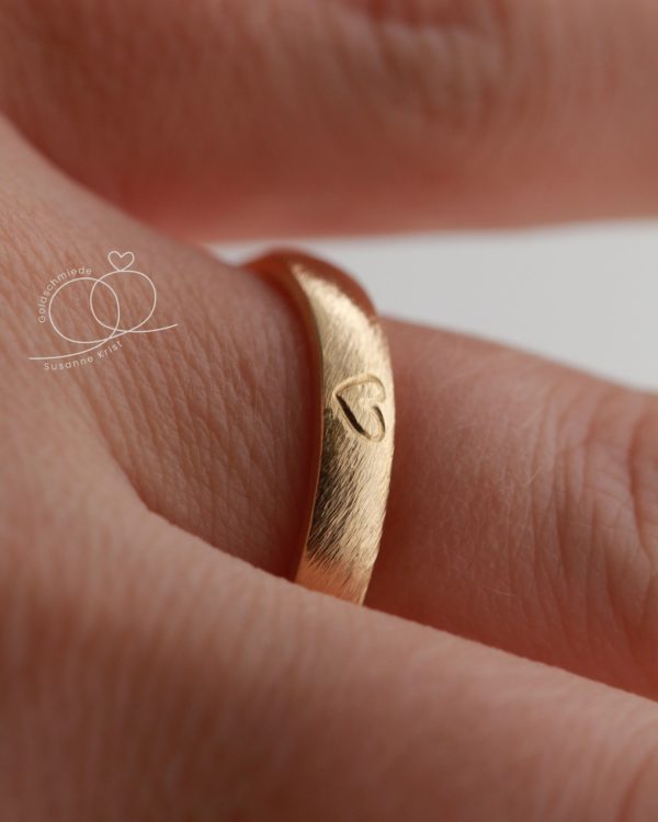 Ring mit Herz als Trauring